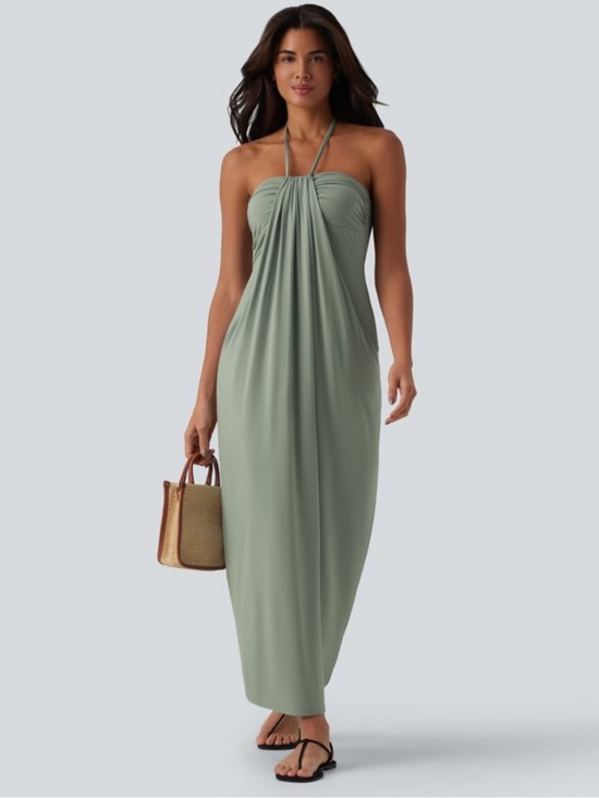 HALARA Dresses & Skirts - NWT Halara Maxi Dress with pockets